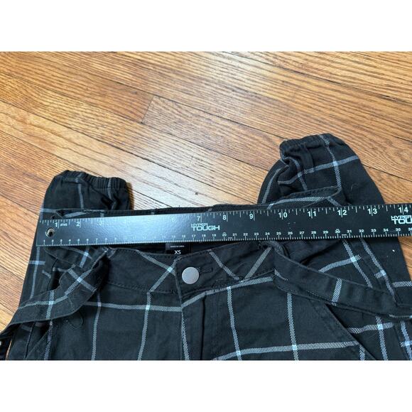 HOT TOPIC Women's Plaid Cargo Jogger XS Black Emo Scene Skater Punk Rock Alt - Picture 3 of 5